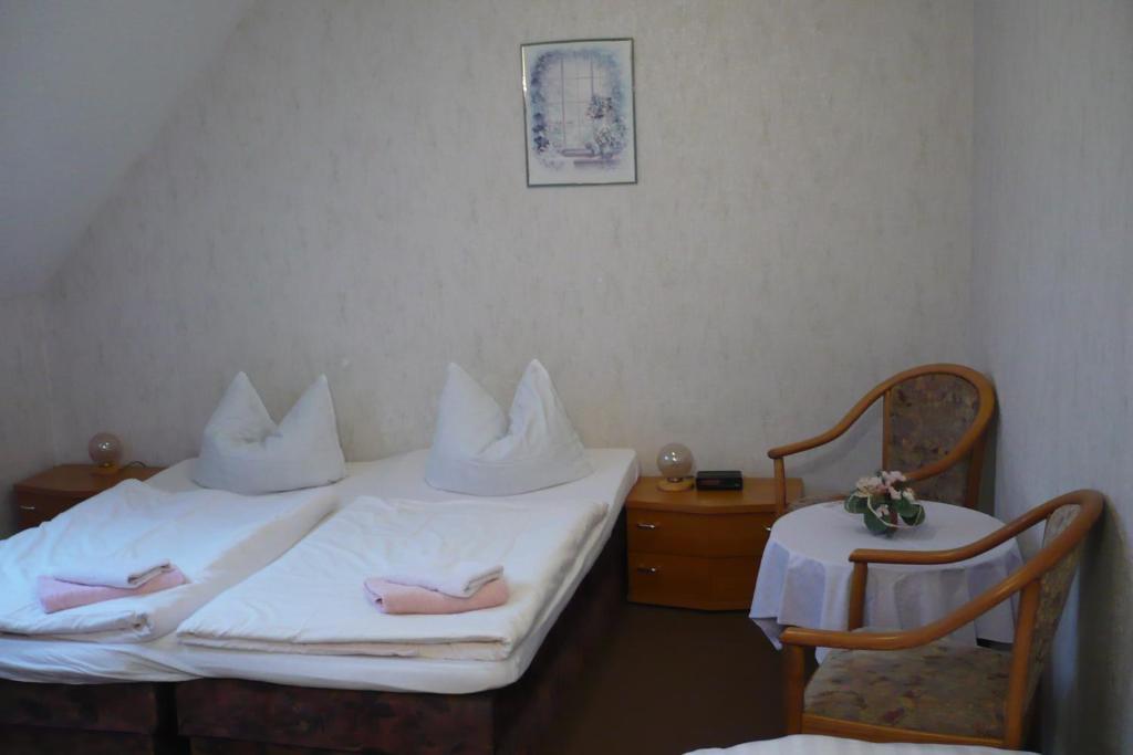 Gaststaette & Pension Jiedlitz Burkau Quarto foto